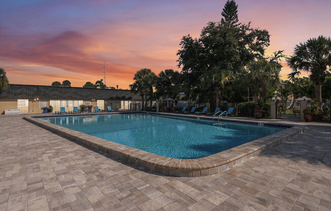 Imperial Palms Apartments