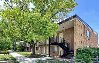 8504 506 WAUKEGAN