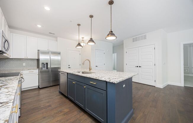 2 beds, 2 baths, 1,193 sqft, $2,200, Unit 301