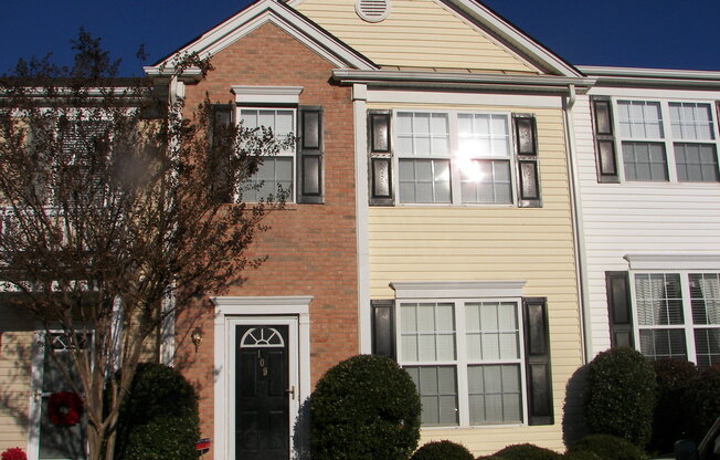 2 beds, 2.5 baths, $1,395