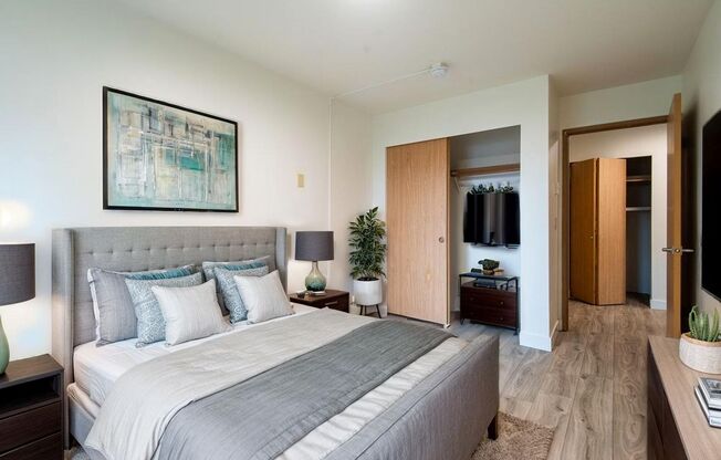 1 bed, 1 bath, 590 sqft, $1,549, Unit 102