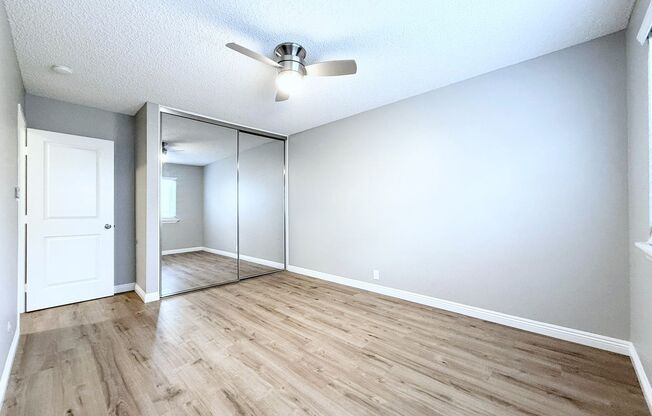 2 beds, 1 bath, $3,395, Unit 204