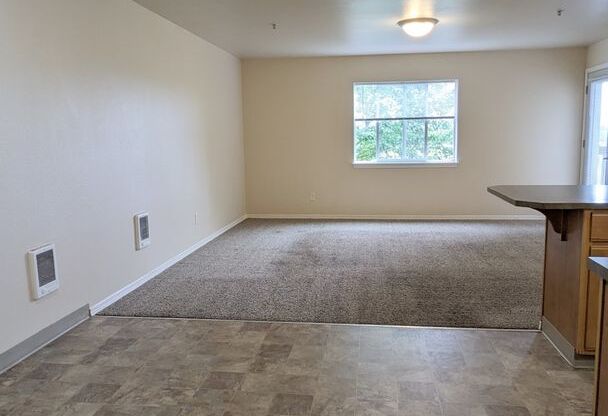 3 beds, 2 baths, 1,180 sqft, $1,625, Unit C103