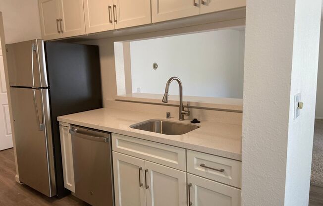 Remodeled 2 bed/2 bath condo in highly desirable Mesa Verde Complex