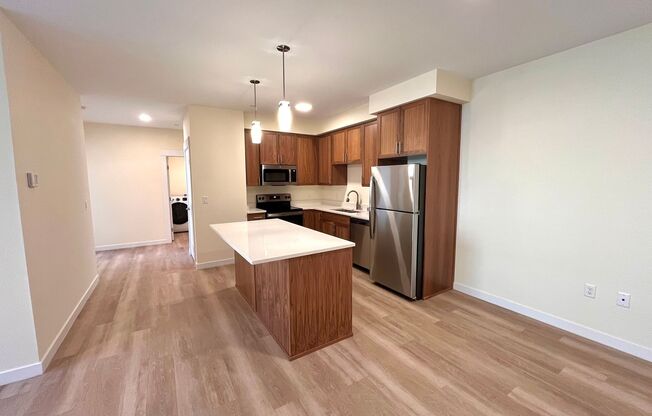2 beds, 1 bath, $1,910, Unit E204