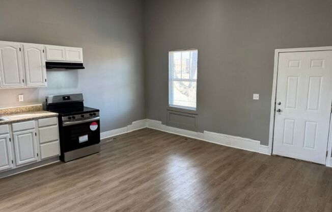 2 Bed 1 Bath Duplex Apartment