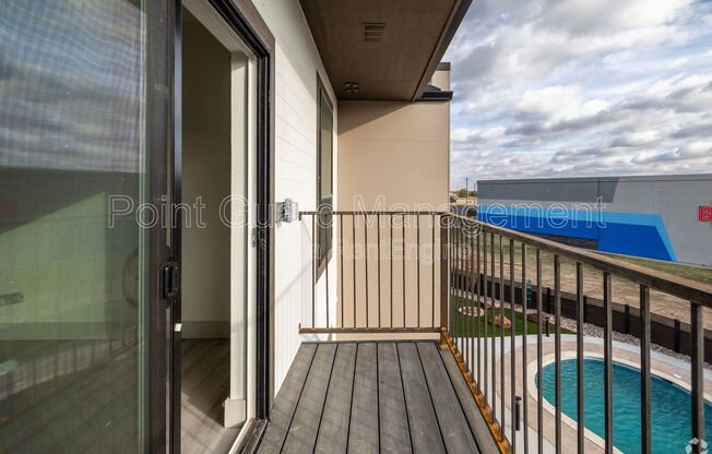 1 bed, 1 bath, 620 sqft, $1,050, Unit 2104