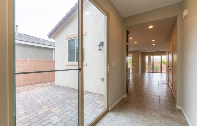 Single Story in Gated Community in North Las Vegas!  Immaculate & Modern Design!
