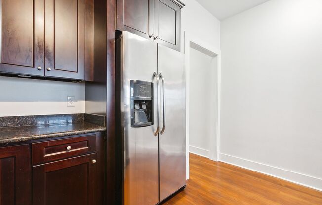 1 bed, 1 bath, 700 sqft, $900, Unit Apt C