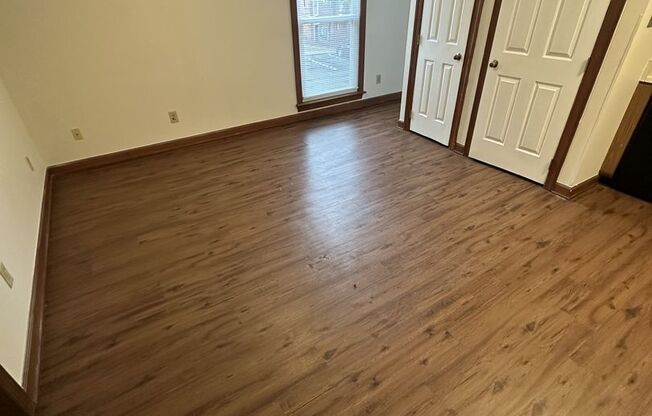 1 Bedroom 1 Bathroom Condo!