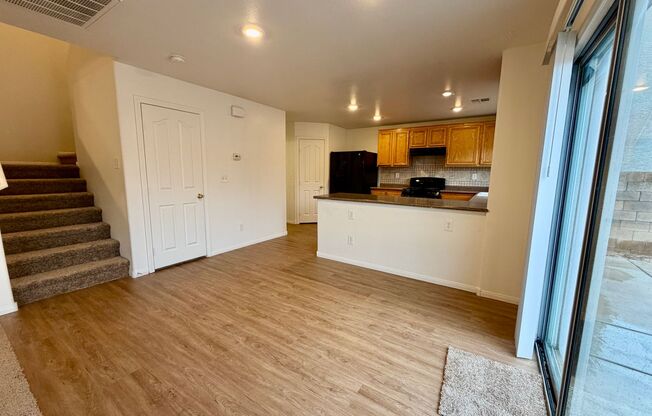 3 bedroom near park and playground in NLV