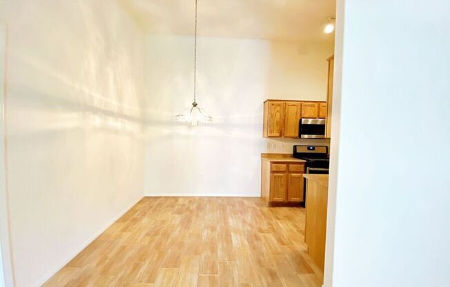 3481 DESERT CLIFF ST