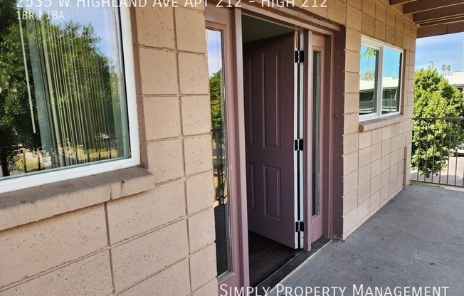 2535 W Highland Ave