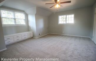 2974 E 77th Pl