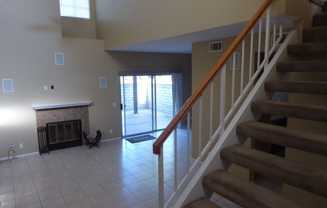 COMING SOON! Mountain View Courtyards 3 Bedroom for Rent in Santa Clarita!