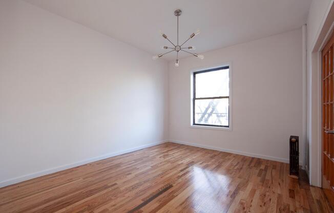 807 8 AVE