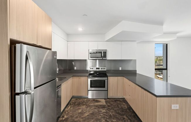 2 beds, 2 baths, 1,008 sqft, $2,795, Unit 316