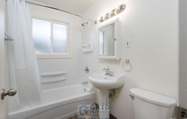 One Bedroom Apartment Available - Inner Southeast! - $500 MOVE IN SPECIAL!