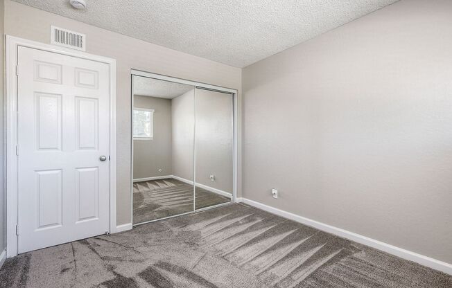3 beds, 1.5 baths, $2,995, Unit 12