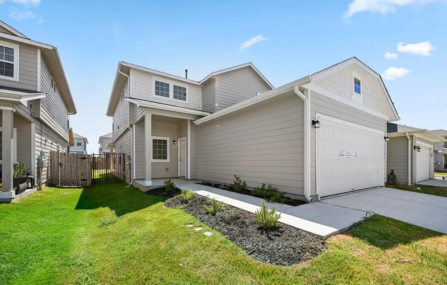 Charming 4-Bedroom Home with Spacious Backyard in Desirable Austin Neighborhood