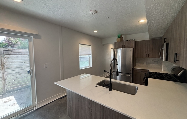 3579 South 900 East