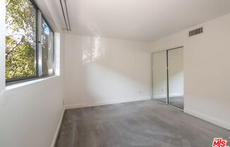 4859 COLDWATER CYN AVE