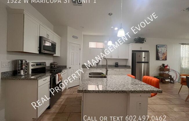 1522 W MARICOPA ST
