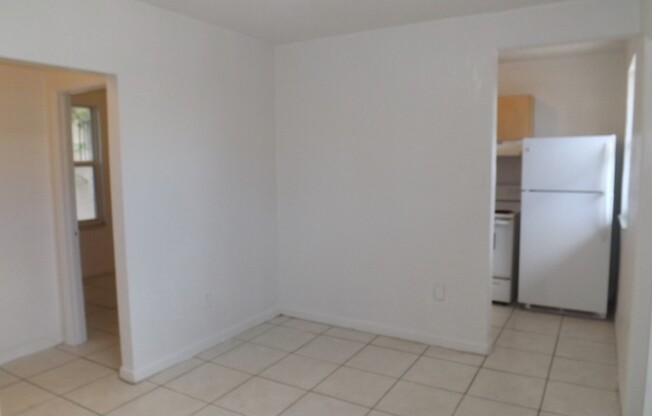 Discover Comfort and Convenience in Our 1-Bedroom Apartment