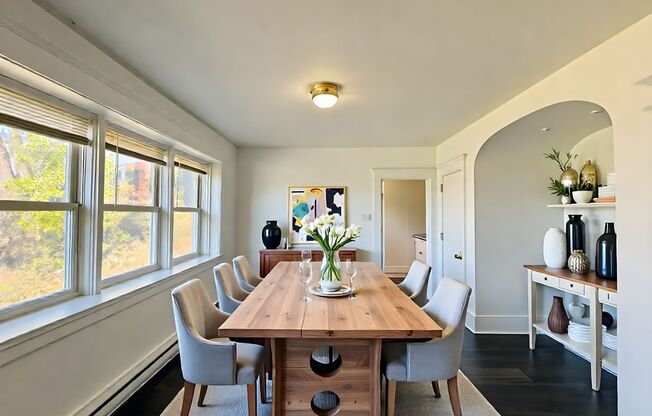 1 bed, 1 bath, 1,500 sqft, $950, Unit 2710 A