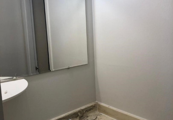 10105 PRINCE PL
