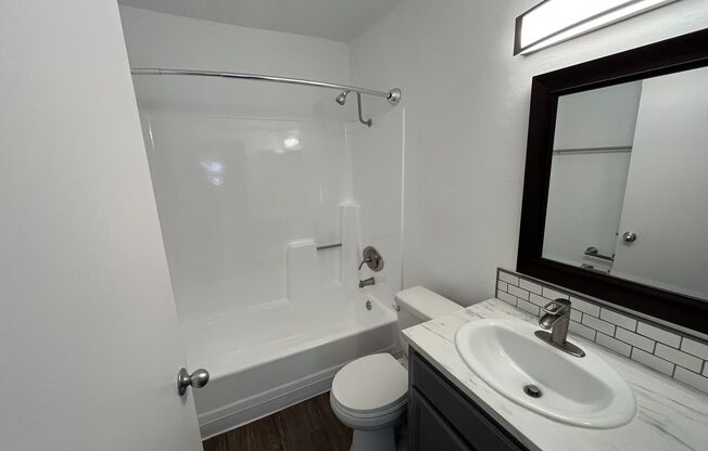 2 beds, 2 baths, 900 sqft, $2,148, Unit 227