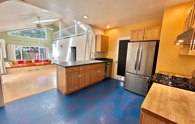 Lovely 3bd+/2ba Home in San Rafael