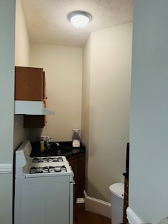 Studio, 1 bath, $2,370, Unit 10