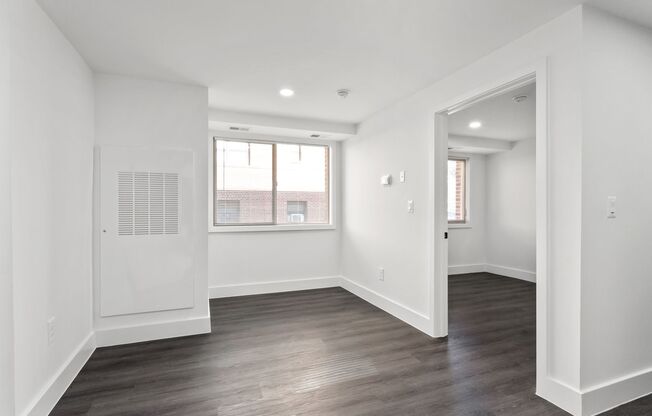 2 beds, 1 bath, 515 sqft, $2,500, Unit 1400-LL2