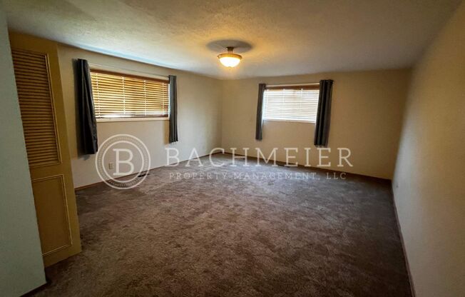 3 beds, 1 bath, $1,595