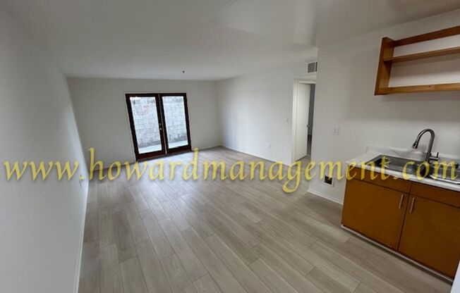 1011 Pico Blvd