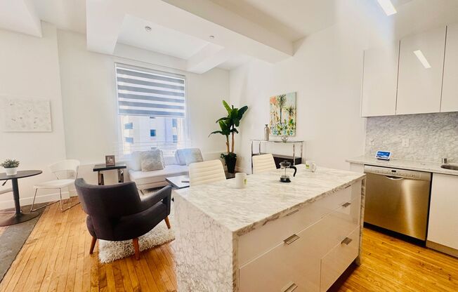 1 bed, 1 bath, 501 sqft, $2,500, Unit 414