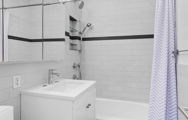 1 bed, 1 bath, 845 sqft, $5,000, Unit 19A