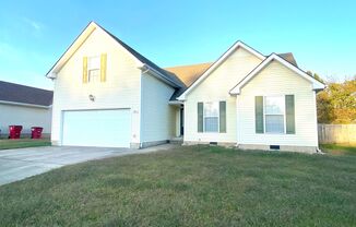 LARGE FENCED YARD!!