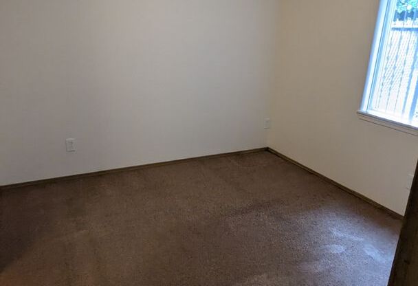 1 bed, 1 bath, 650 sqft, $1,325, Unit 05