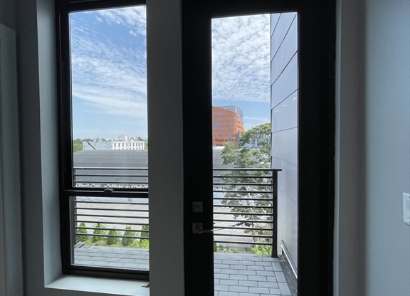 1 bed, 1 bath, 630 sqft, $3,200, Unit 306