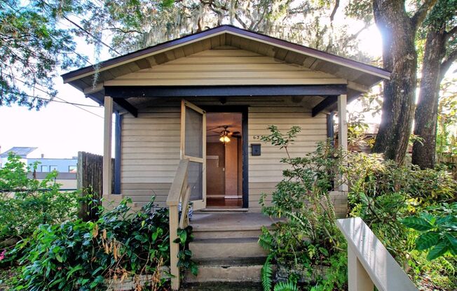 Available now!  Near downtown!