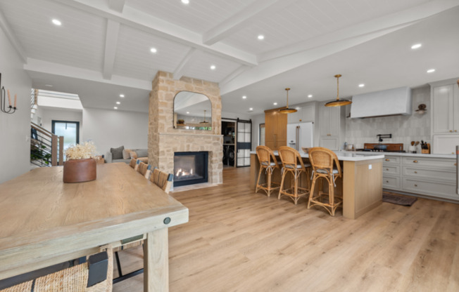 3810 ADAIR WAY
