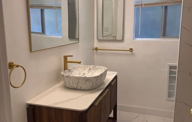 PJL-127 W. Live Oak St San Gabriel, CA 91776