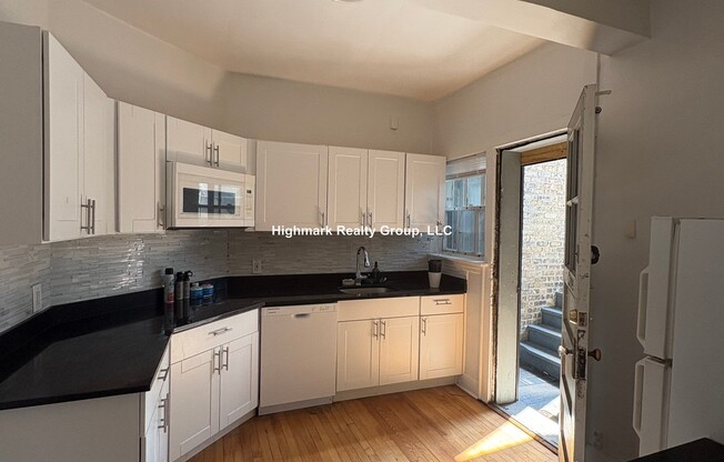 1452 Oak Ave 56-3N