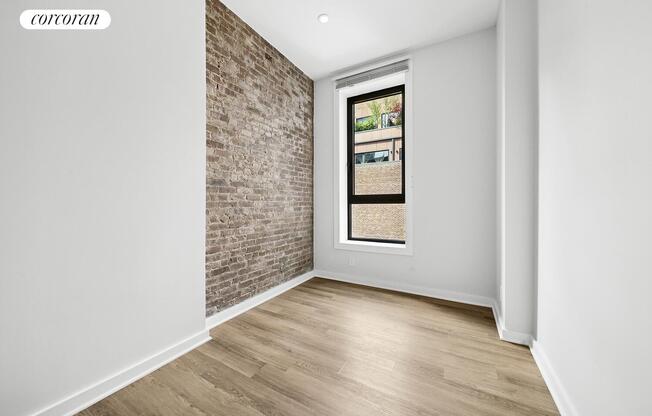 317 W 51 ST