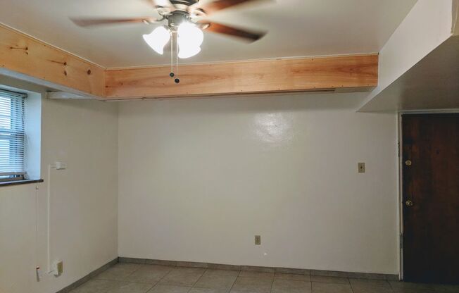 3 beds, 2 baths, $2,325, Unit 114B