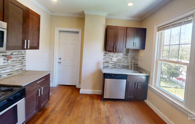 2 beds, 1 bath, 800 sqft, $3,075, Unit 3