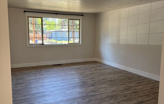 Updated Duplex in SE Bend