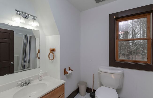 4 beds, 3 baths, $2,780